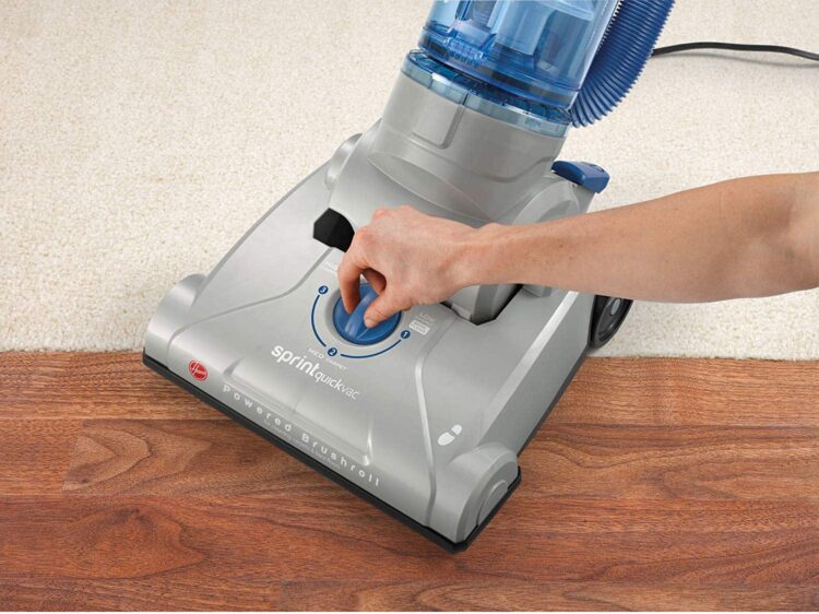 Hoover Sprint QuickVac Bagless Upright Vacuum UH20040